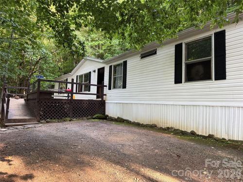 261 Warren Creek Rd, Candler, NC, 28715-8170 | Card Image