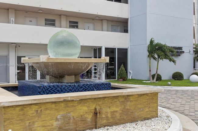 APT-108 - 7904 West Dr, Condo with 1 bedrooms, 1 bathrooms and null parking in North Bay Village FL | Image 19