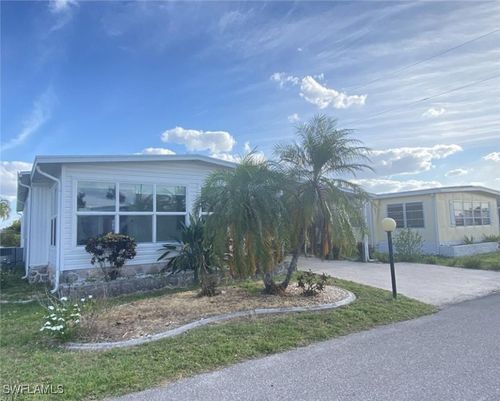5668 Captain John Smith Loop, NORTH FORT MYERS, FL, 33917-9009 | Card Image