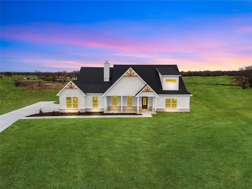 173 Lonicera Ln, Paradise, TX, 76073-2302 | Card Image