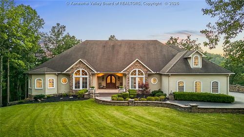 108 Graff Ln, Charleston, WV, 25304-1065 | Card Image