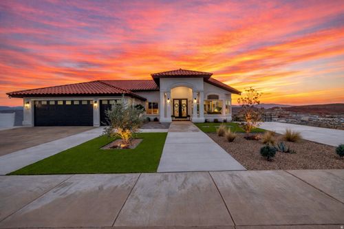 149 N Eastridge Dr, St. George, UT, 84790-1101 | Card Image