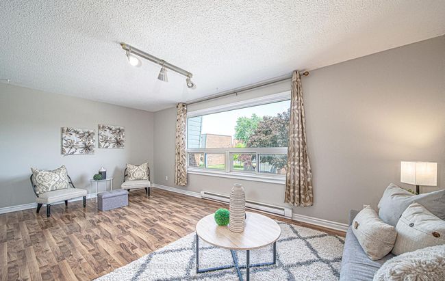 100 Deacon Lane, Condo with 3 bedrooms, 2 bathrooms and 1 parking in Ajax ON | Image 12
