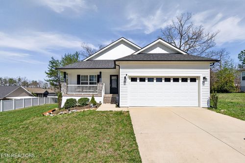 22 Patrick Dr, Crossville, TN, 38555-2980 | Card Image