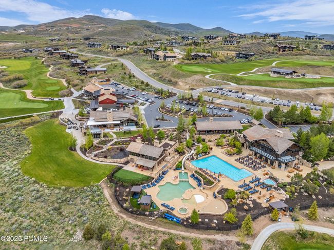 9452 N Vale View Cir, House other with 4 bedrooms, 6 bathrooms and null parking in Kamas UT | Image 37