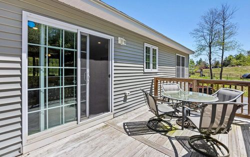 17 Minott Rd, Hillsborough, NH, 03244-6739 | Card Image