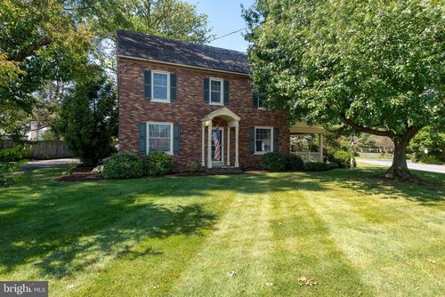 5640 Main St, EAST PETERSBURG, PA, 17520-1514 | Card Image