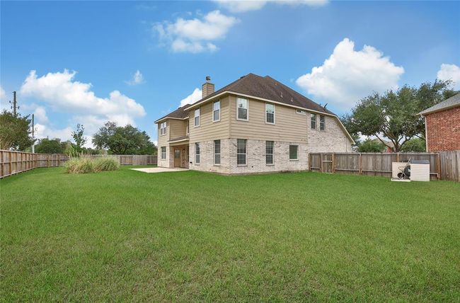 10802 Lake Raven Ct, House other with 4 bedrooms, 4 bathrooms and 2 parking in Cypress TX | Image 39