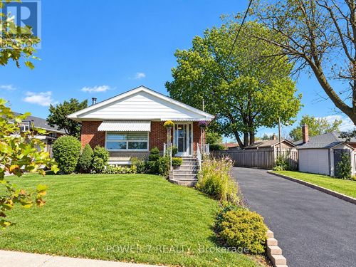 3 Brantwood Drive, Toronto (Woburn), ON, M1H2G5 | Card Image