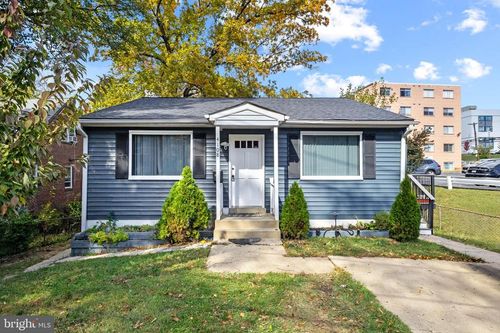 4108 Oglethorpe St, HYATTSVILLE, MD, 20782-3025 | Card Image