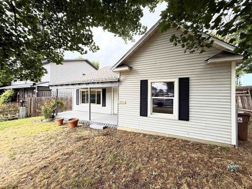 1711 E Desmet Ave, Spokane, WA, 99202-2727 | Card Image