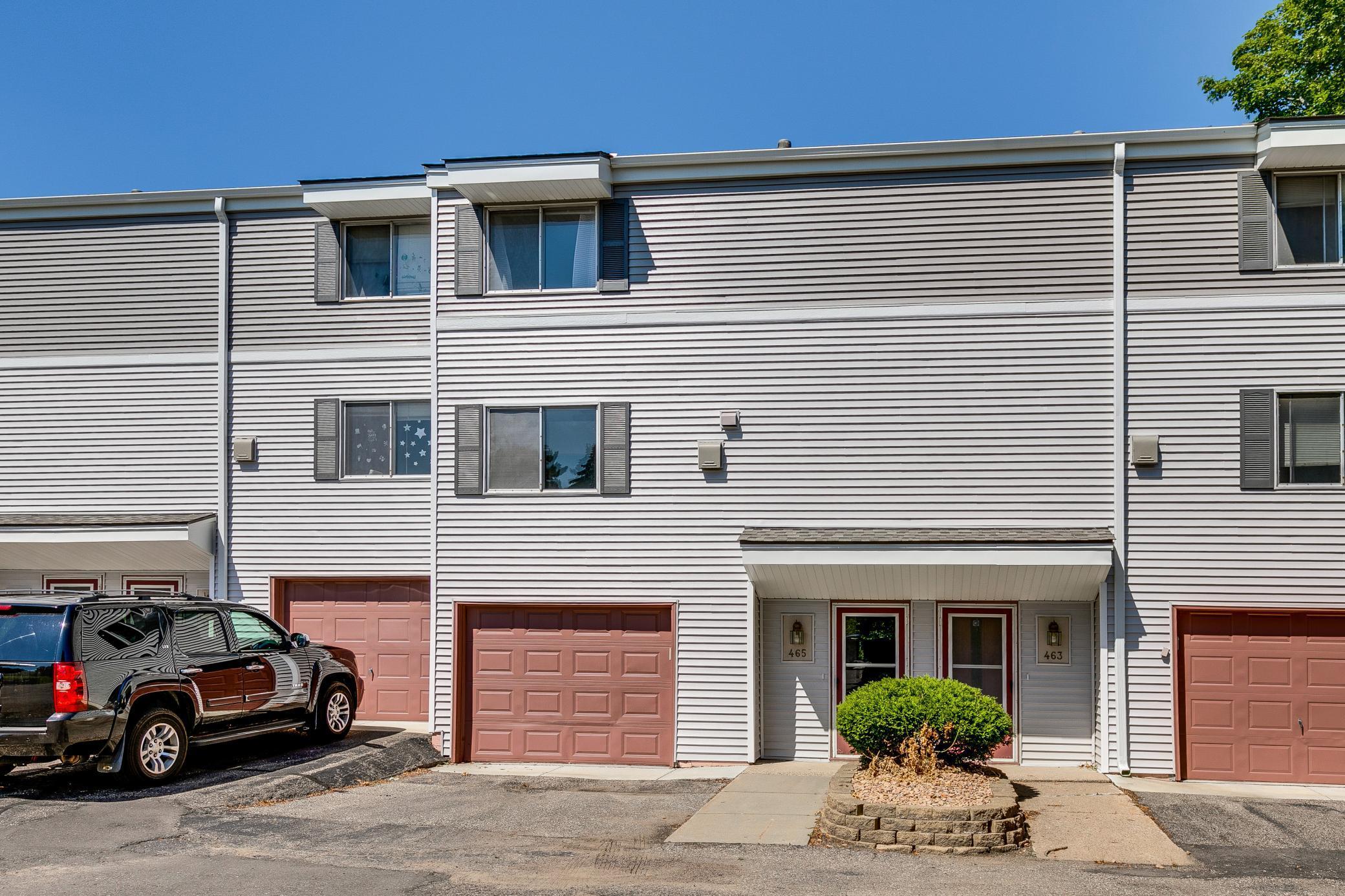 Dorland Ct, Saint Paul, MN 55119