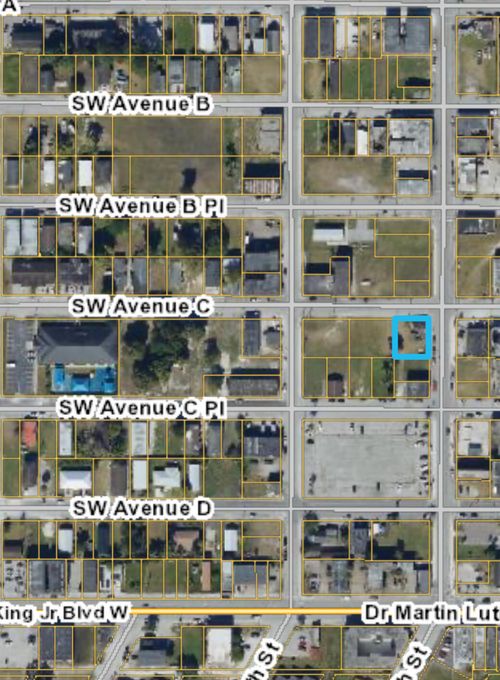 300 Sw 5th St, Belle Glade, FL, 33430-3387 | Card Image