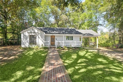 803 N Border Dr, Bogalusa, LA, 70427-3353 | Card Image