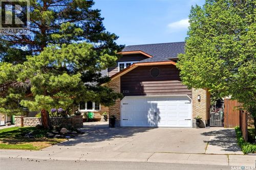 3731 Selinger Cres, Regina, SK, S4V2G8 | Card Image