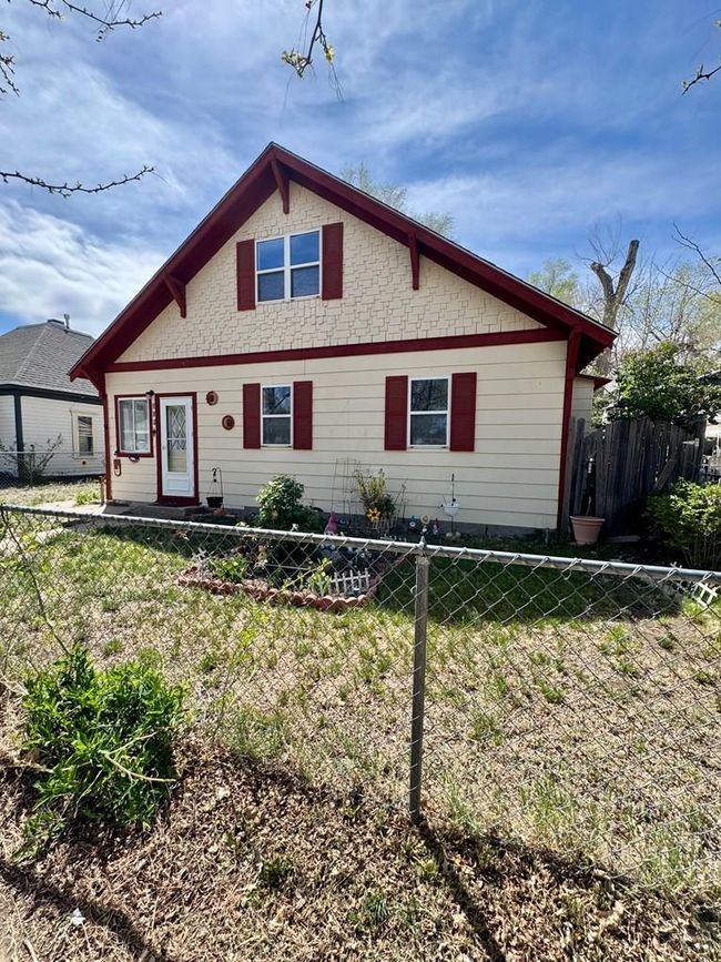 309 Vigil Ave, House other with 2 bedrooms, 1 bathrooms and 2 parking in Las Animas CO | Image 4