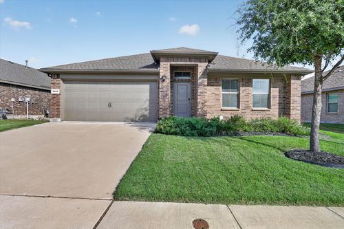 8205 Burma Dr, Fort Worth, TX, 76131-1760 | Card Image
