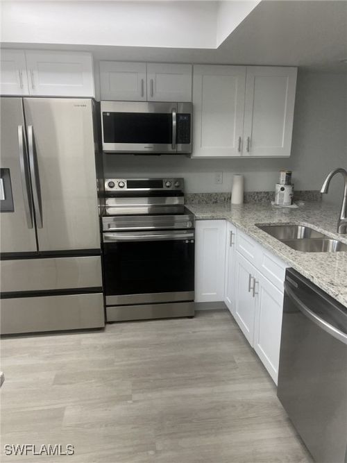 apt-2-5707 Foxlake Dr, NORTH FORT MYERS, FL, 33917-8613 | Card Image