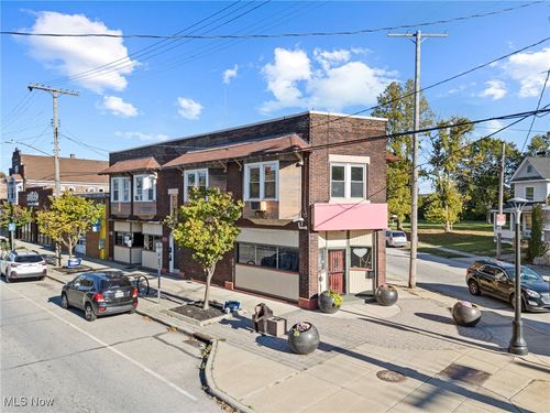 apt-1-15300 Waterloo Rd, Cleveland, OH, 44110-1781 | Card Image