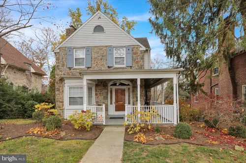 209 Endlich Ave, READING, PA, 19606-2117 | Card Image