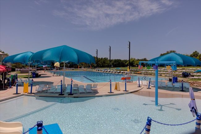 Circle C pool | Image 29
