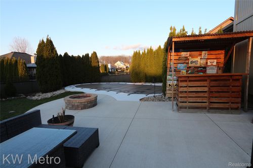 27091 Graham Dr, Chesterfield, MI, 48047-4899 | Card Image