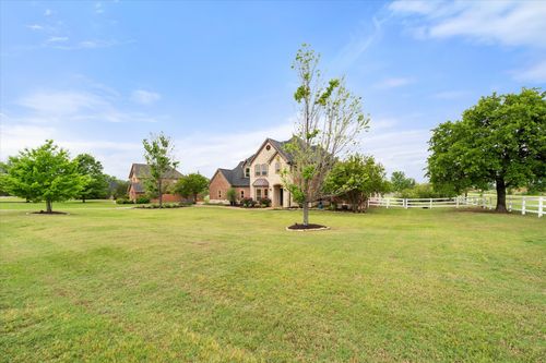 6400 Gehrig Circle, Burleson, TX, 76028 | Card Image