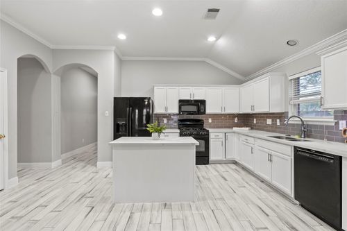 2614 Slider Ct, League City, TX, 77573-7751 | Card Image