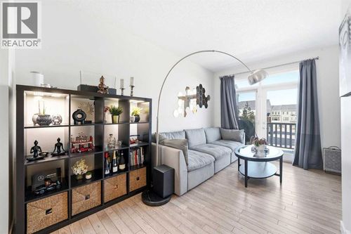 14 Nolan Hill Gate Nw, Calgary, AB, T3R0T9 | Card Image
