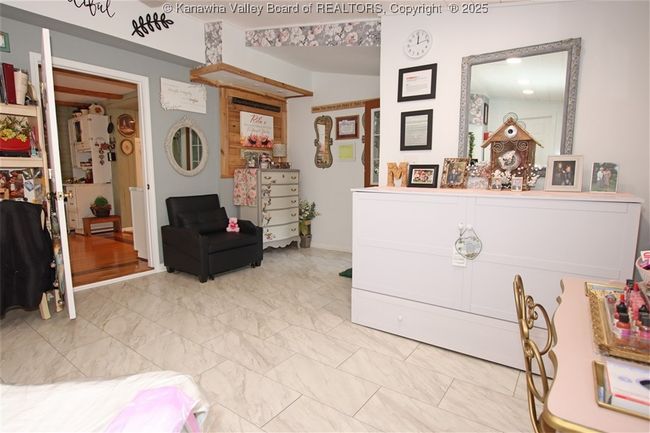 960 Grandview Rd, House other with 4 bedrooms, 3 bathrooms and null parking in Daniels WV | Image 38