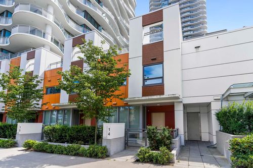 th14-13318 104 Ave, Surrey, BC, V3T0R2 | Card Image