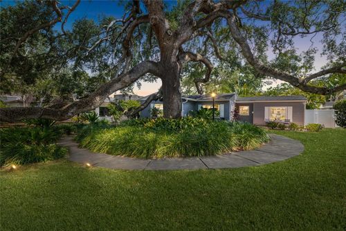 4217 W Morrison Ave, Tampa, FL, 33629-4337 | Card Image