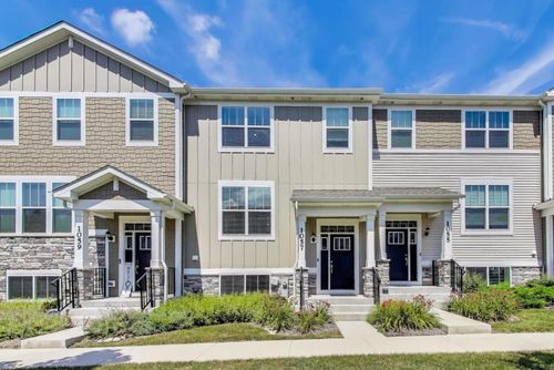 1057 Moraine Dr, South Elgin, IL, 60177-1753 | Card Image