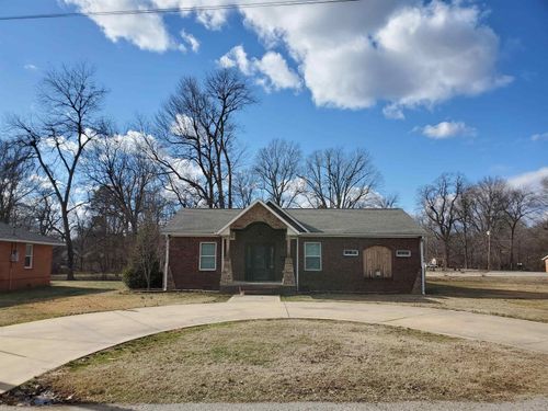 141 S 6th Ave, Piggott, AR, 72454-2502 | Card Image