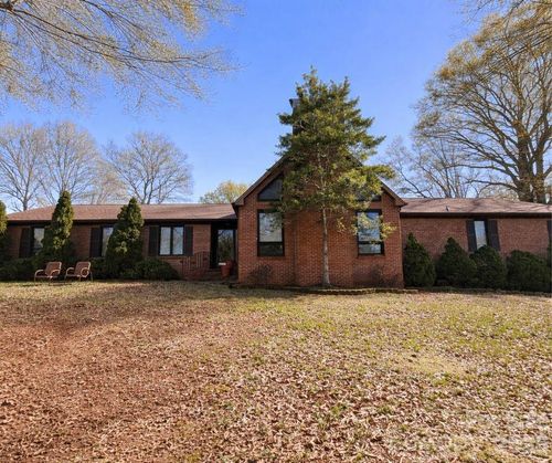 610 Landers Chapel Rd, Lincolnton, NC, 28092-6256 | Card Image