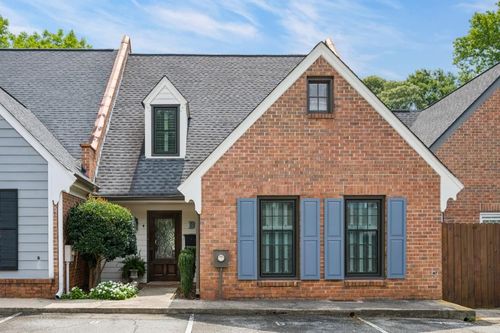 b-218 Forkner Dr, Decatur, GA, 30030-1613 | Card Image