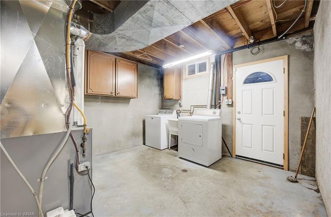 1838 Trussler Rd, House other with 3 bedrooms, 2 bathrooms and 11 parking in Kitchener ON | Image 31