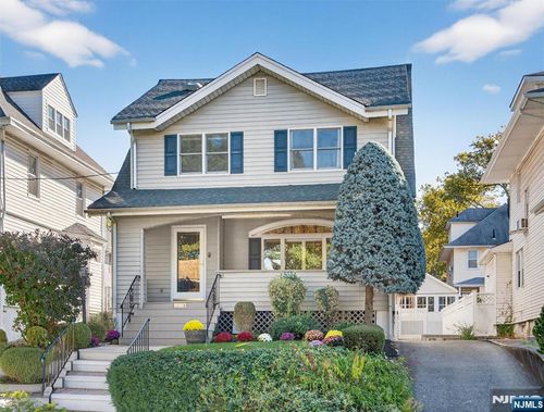 251 Summit Ave, Bogota, NJ, 07603-1439 | Card Image