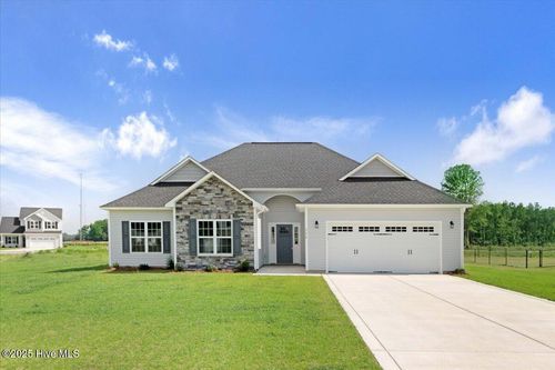200 Talton Estates Dr, Pikeville, NC, 27863-7002 | Card Image