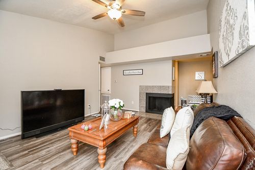 apt-22b-8055 Cambridge St, Houston, TX, 77054-3030 | Card Image