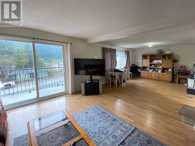 400-402 6 Th Ave W, House other with 4 bedrooms, 2 bathrooms and null parking in Prince Rupert BC | Image 3