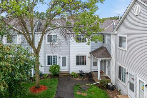9111 Terra Verde Trl, Eden Prairie, MN, 55347-5255 | Card Image