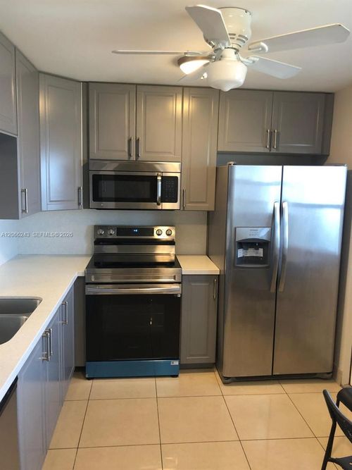 707-319 Ne 14th Ave, Hallandale Beach, FL, 33009-7446 | Card Image