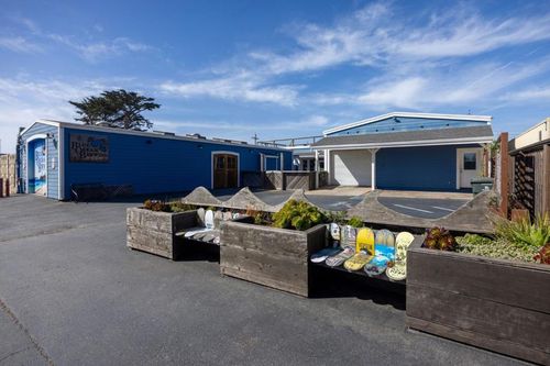 315 Princeton Ave, Half Moon Bay, CA, 94019-4040 | Card Image