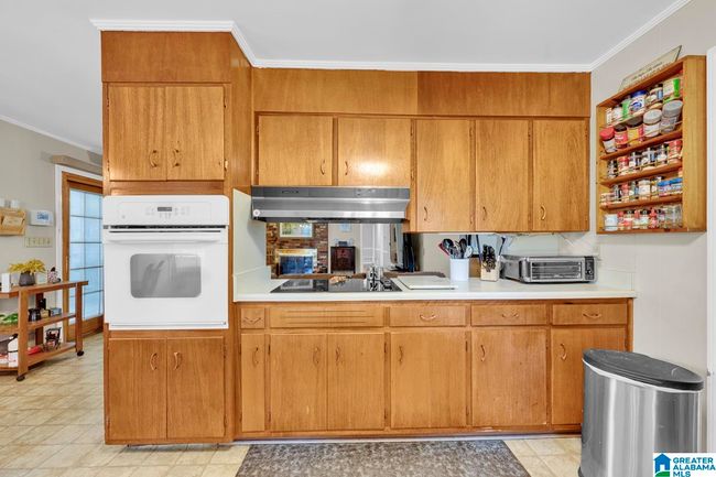 2724 Southview Ter, House other with 3 bedrooms, 2 bathrooms and null parking in VESTAVIA HILLS AL | Image 7