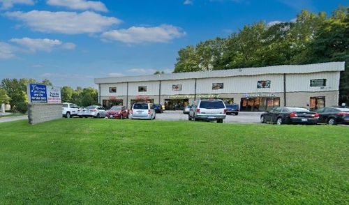 2025 E Algonquin Rd, Algonquin, IL, 60102-9603 | Card Image