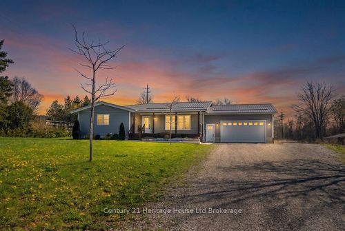 25 Baker St, Windham Centre, ON, N0E2A0 | Card Image
