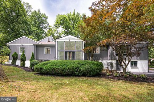 117 W Possum Hollow Rd, ROSE VALLEY, PA, 19086-6240 | Card Image