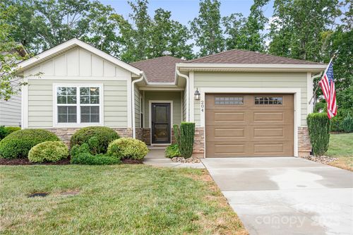 204 Flat Rock Dr, Denver, NC, 28037-6111 | Card Image