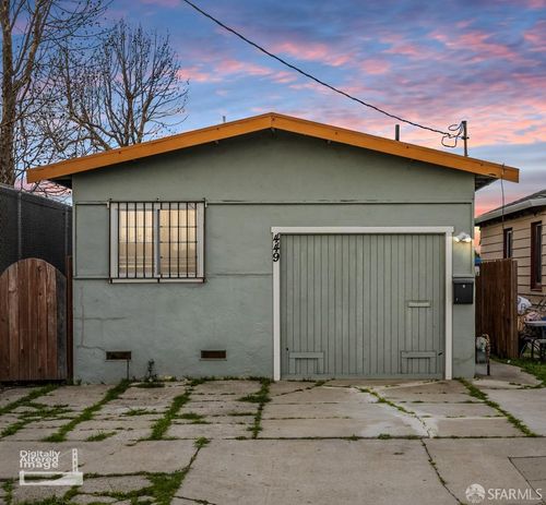 449 Lucas Avenue, Richmond, CA, 94801 | Card Image